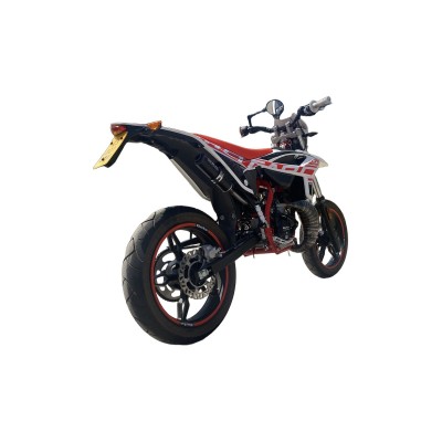 Escape SVK montado en una BETA RR 50 2021