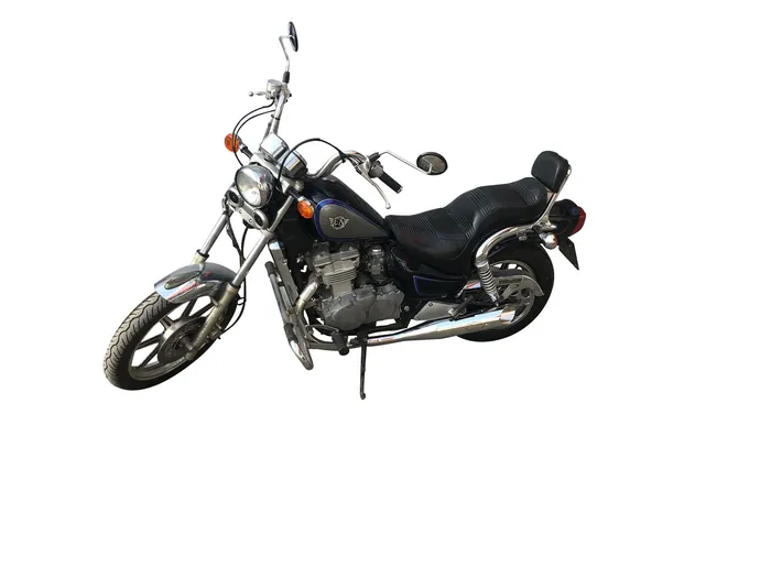 Moto KAWASAKI VULCAN 2000 con un escape Turbo Kit montado