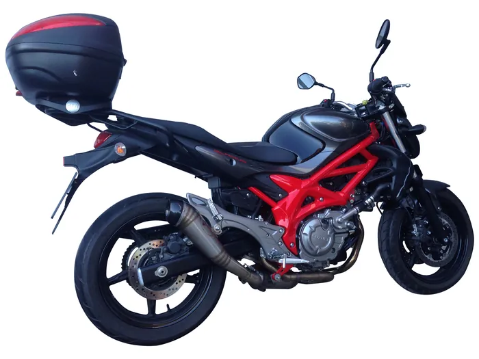 Moto SUZUKI GLADIUS 650 14-15 con un escape Turbo Kit montado