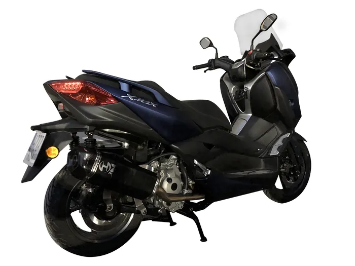 Moto YAMAHA XMAX 300 17-18 con un escape Turbo Kit montado